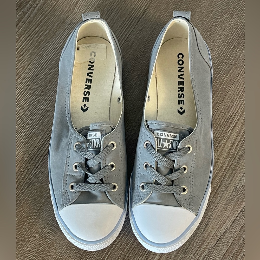 Converse Chuck Taylor Ballet Lace Low Top Sneakers in Grey